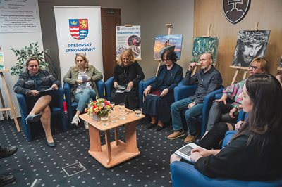 Diela ľudí so skúsenosťou s duševnou poruchou putujú z východného na stredné Slovensko